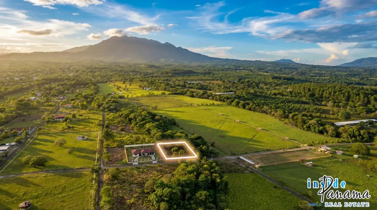 Terreno à Venda em Potrerillos