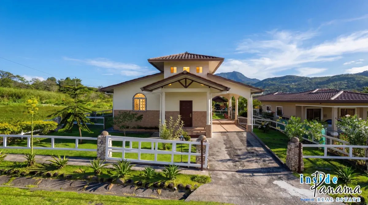 Casa à Venda em Boquete
