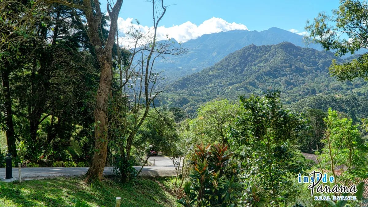 Terreno à Venda em Boquete
