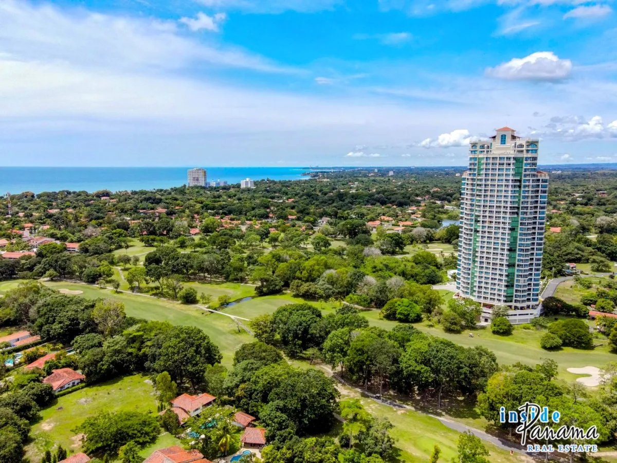 Apartamento à Venda em Coronado