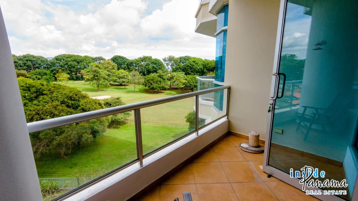 Apartamento à Venda em Coronado
