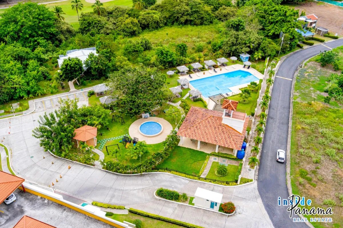 Apartamento à Venda em Coronado