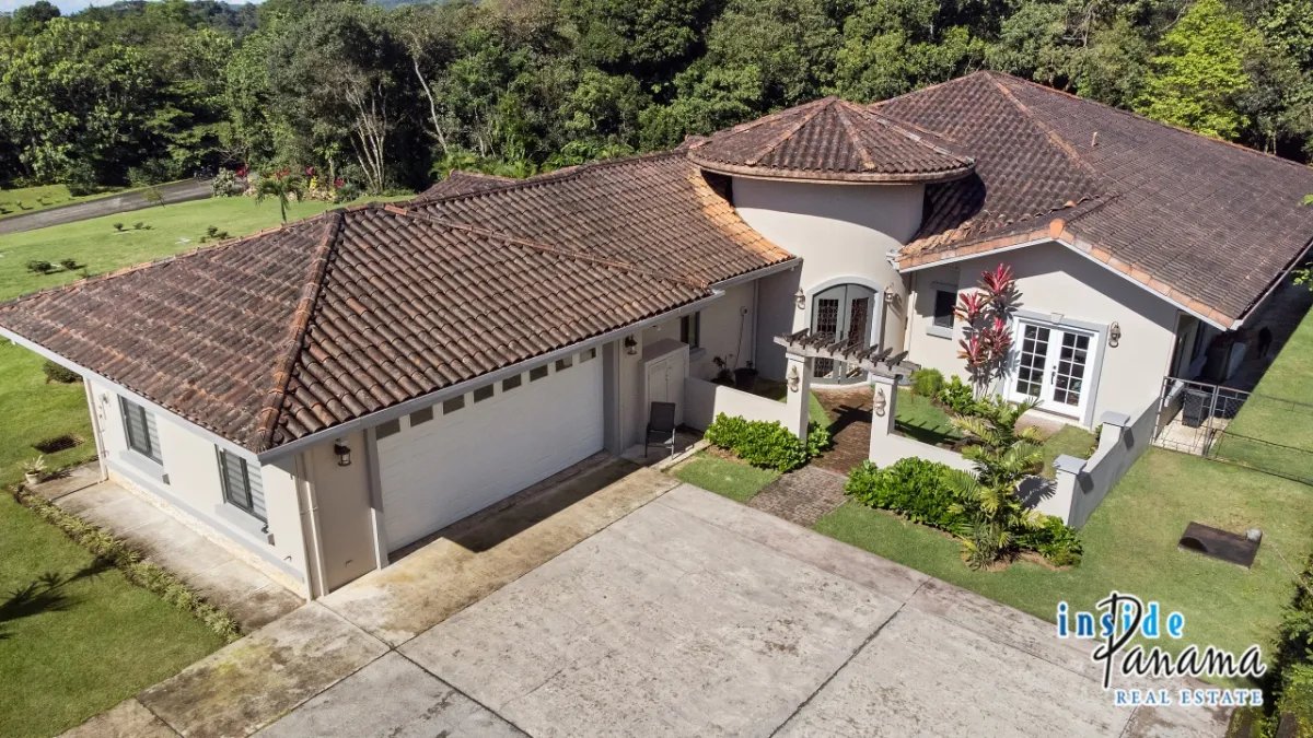 Casa à Venda em Boquete