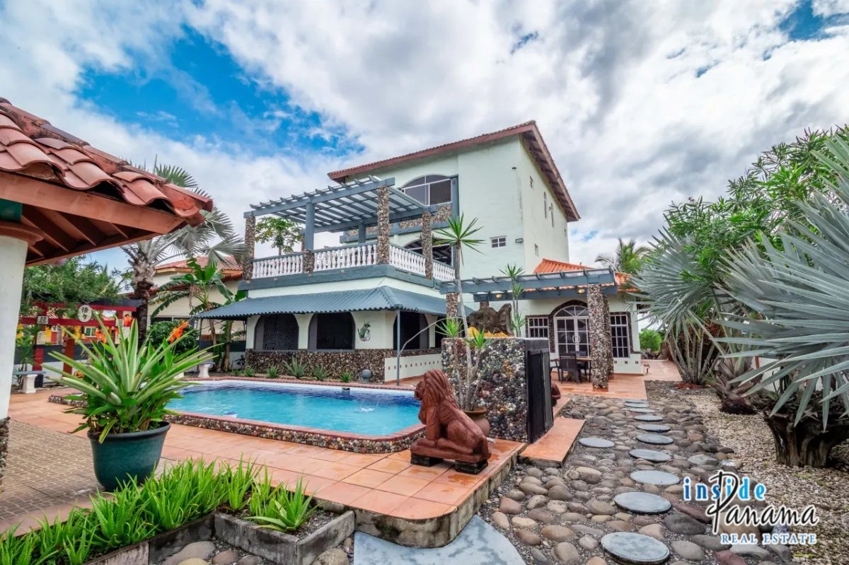 Casa à Venda em Playa Barqueta