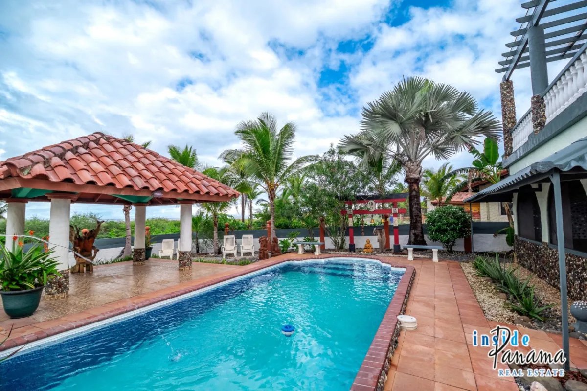 Casa à Venda em Playa Barqueta