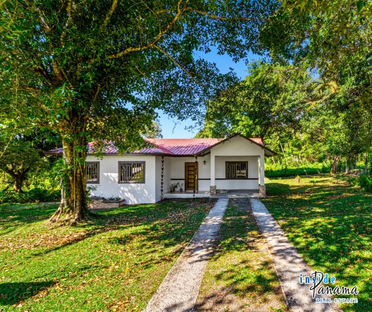 Casa à Venda em Potrerillos