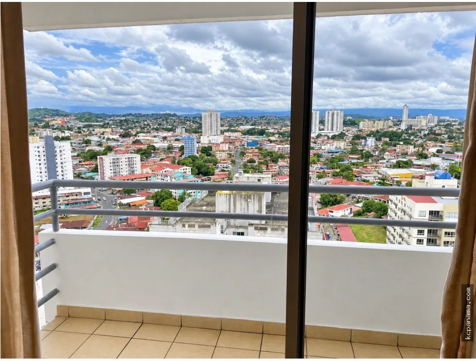 Apartamento à Venda em Parque Lefevre