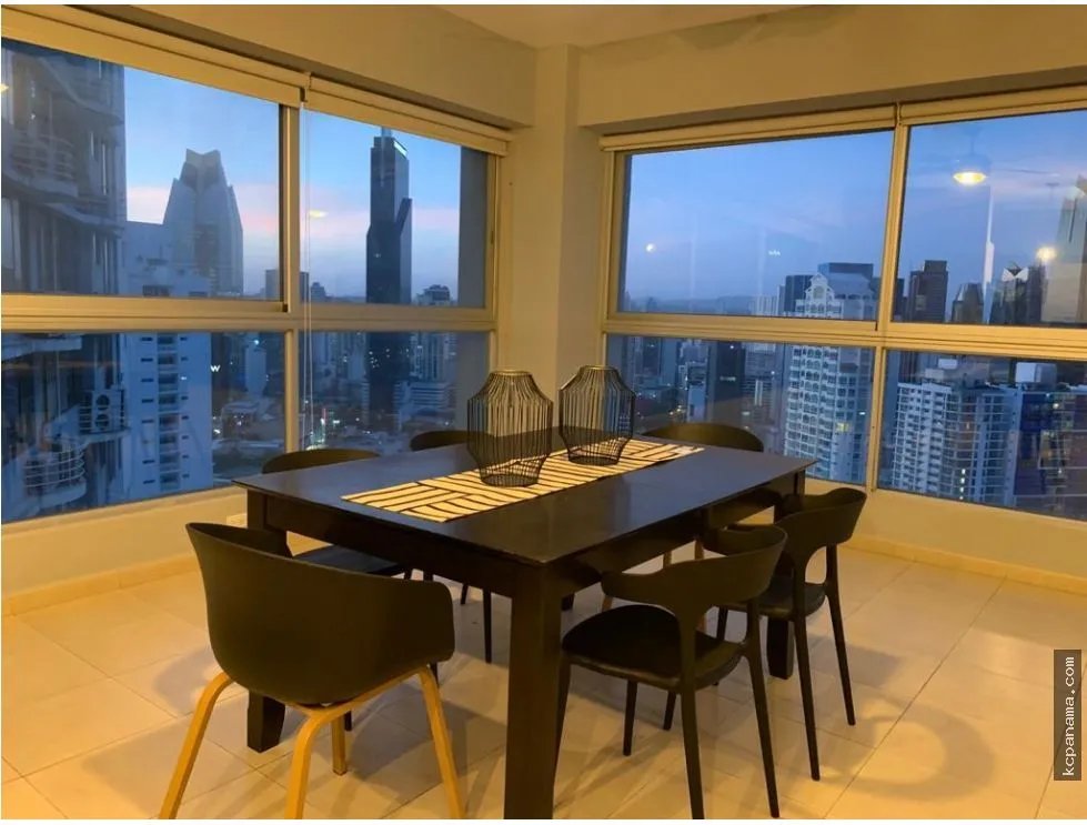 Apartamento à Venda em Avenida Balboa