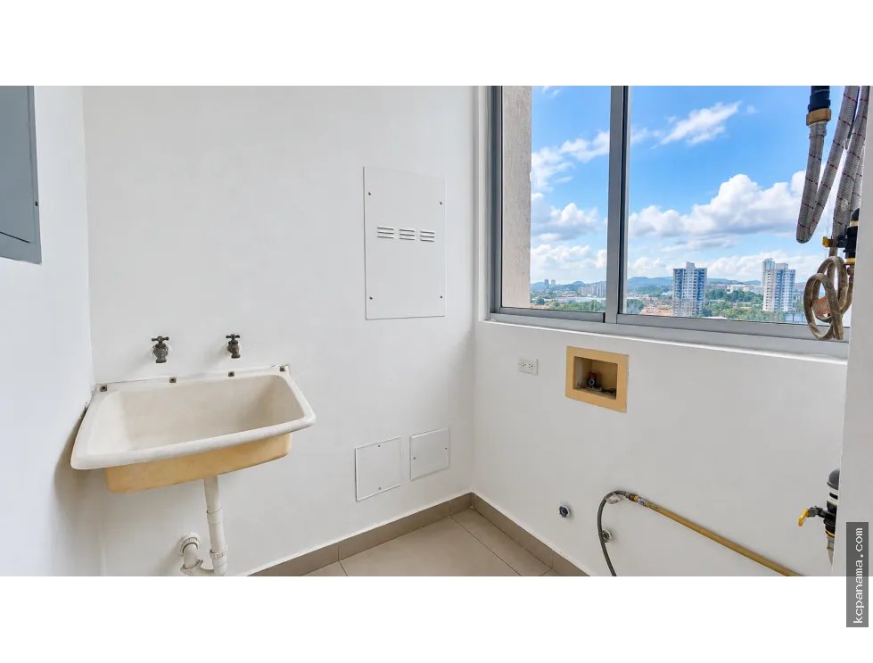 Apartment for Rent in Costa del Este | PH Sevilla, 188 m²