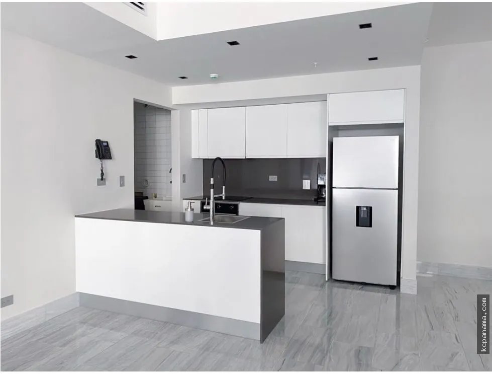 CLIENTES DIRECTOS SE ALQUILA APARTAMENTO PH NUOVO ARMANI