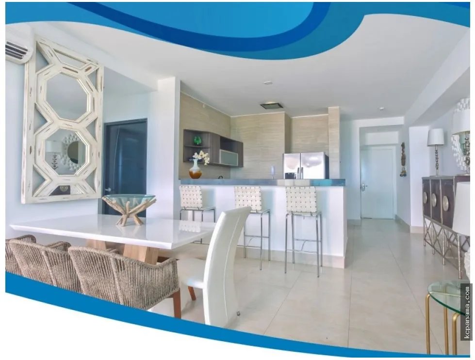 SE VENDE APARTAMENTO FRENTE AL MAR PH OCEAN WAVES GORGONA