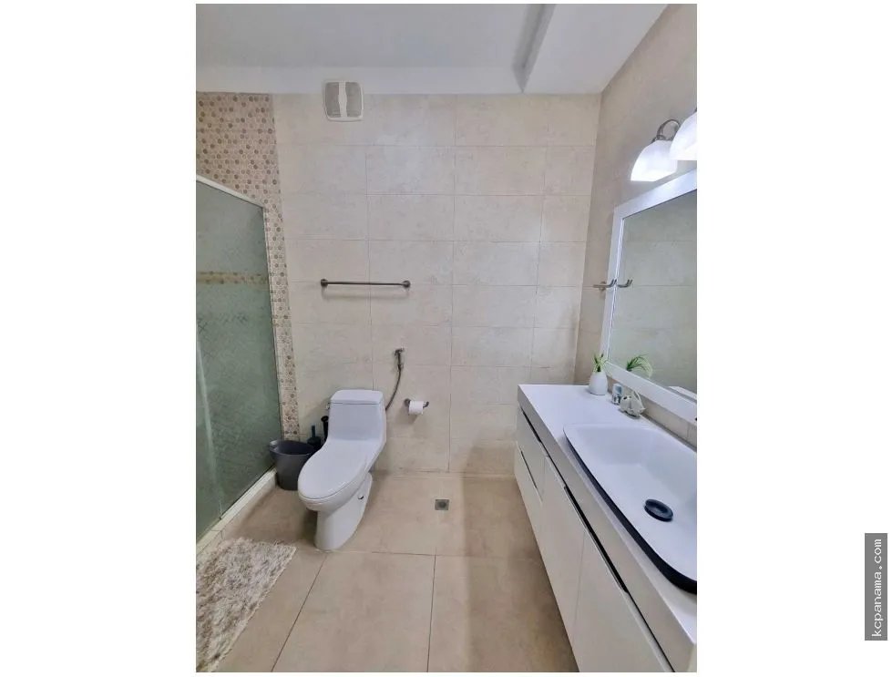 SE ALQUILA APARTAMENTO DE PLAYA PH SANTA CLARA RESIDENCES