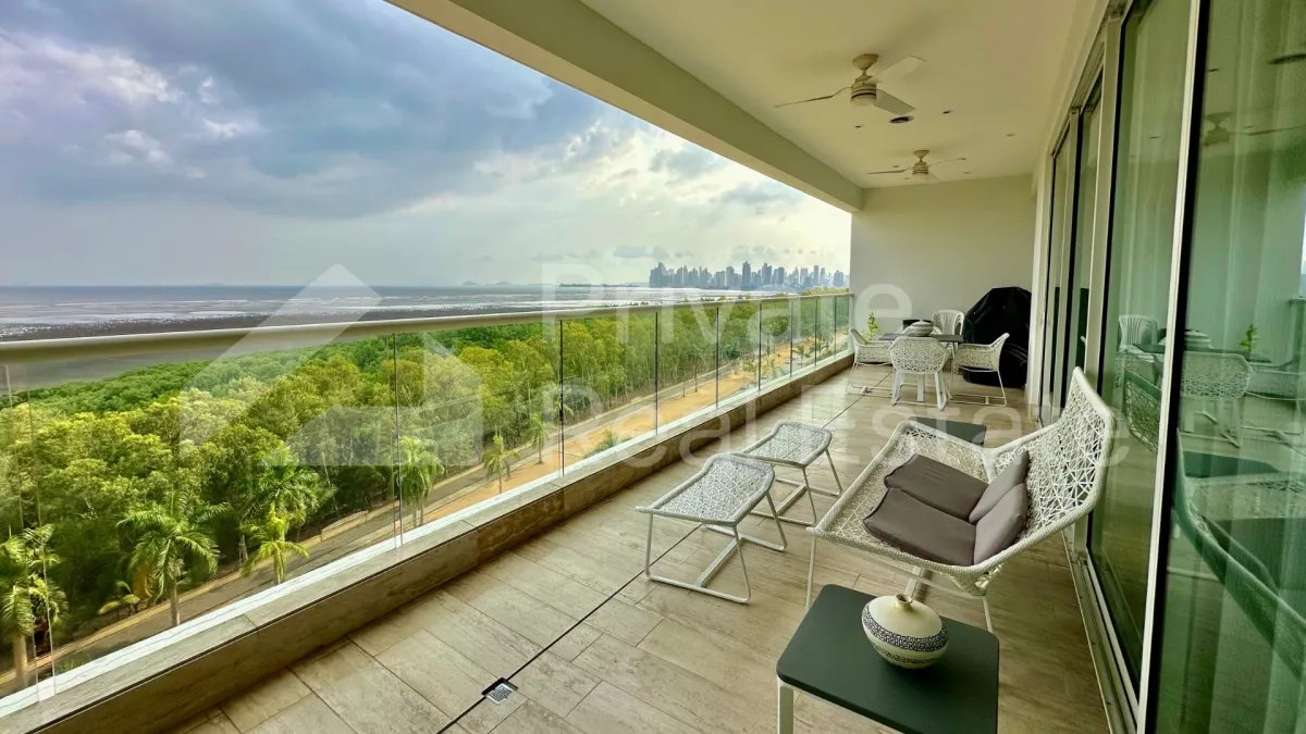 Venta de apartamento en Costa del Este, PH Marea I