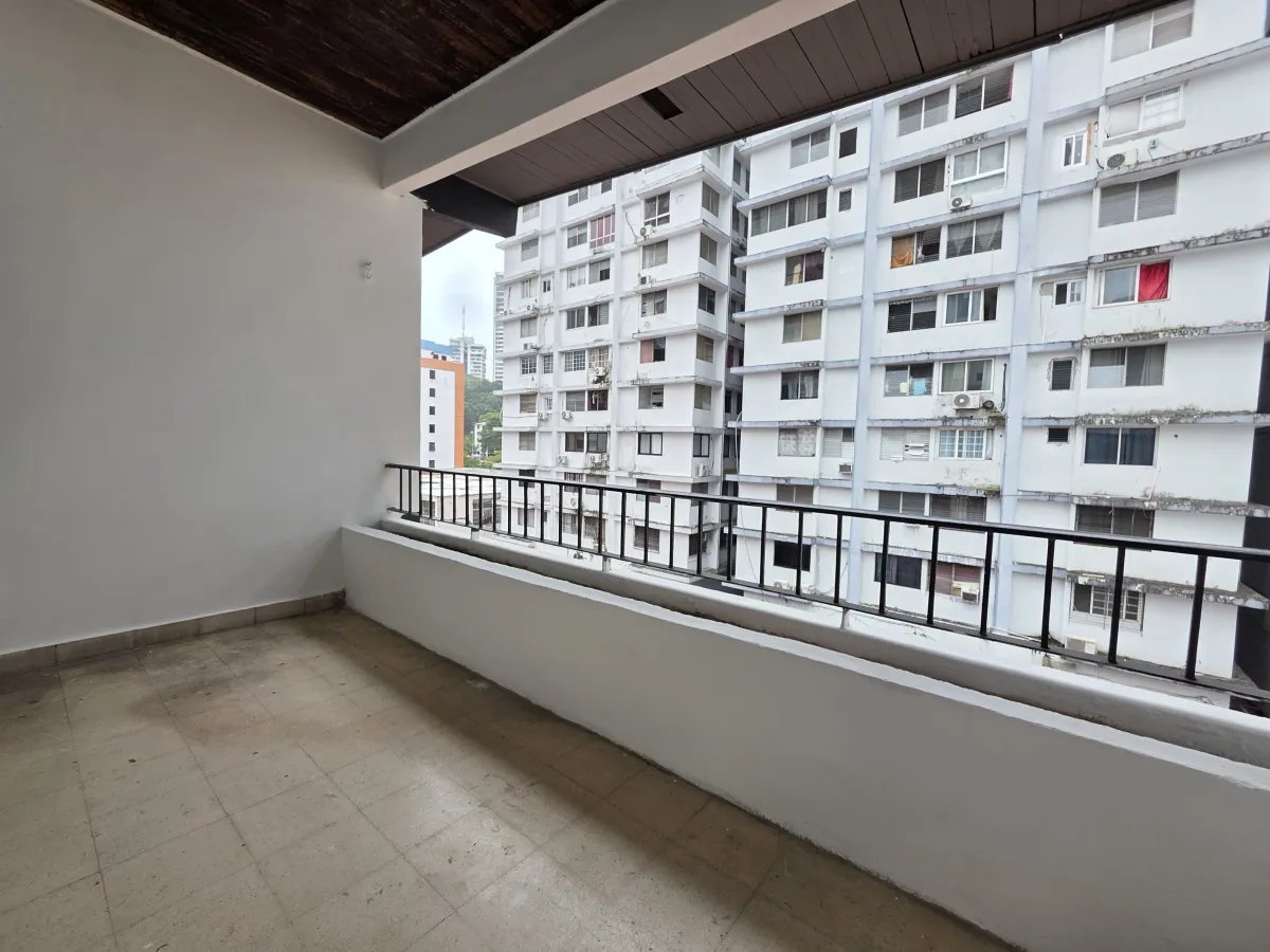 Apartment for sale in PH Azucenas, El Cangrejo