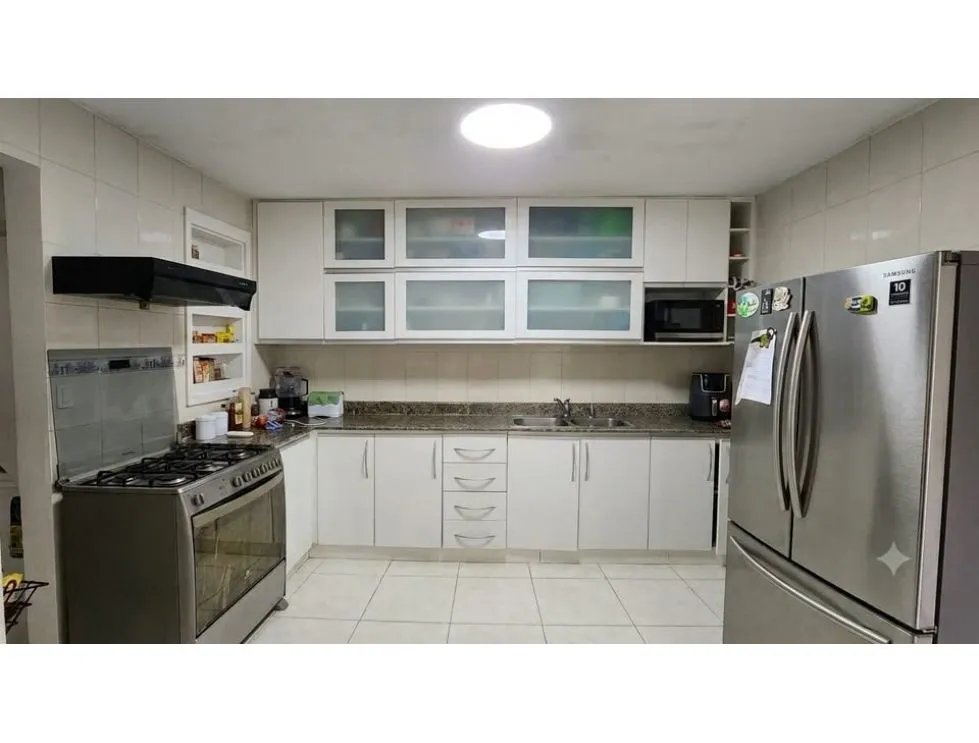 Casa para Alugar em Villa Lucre