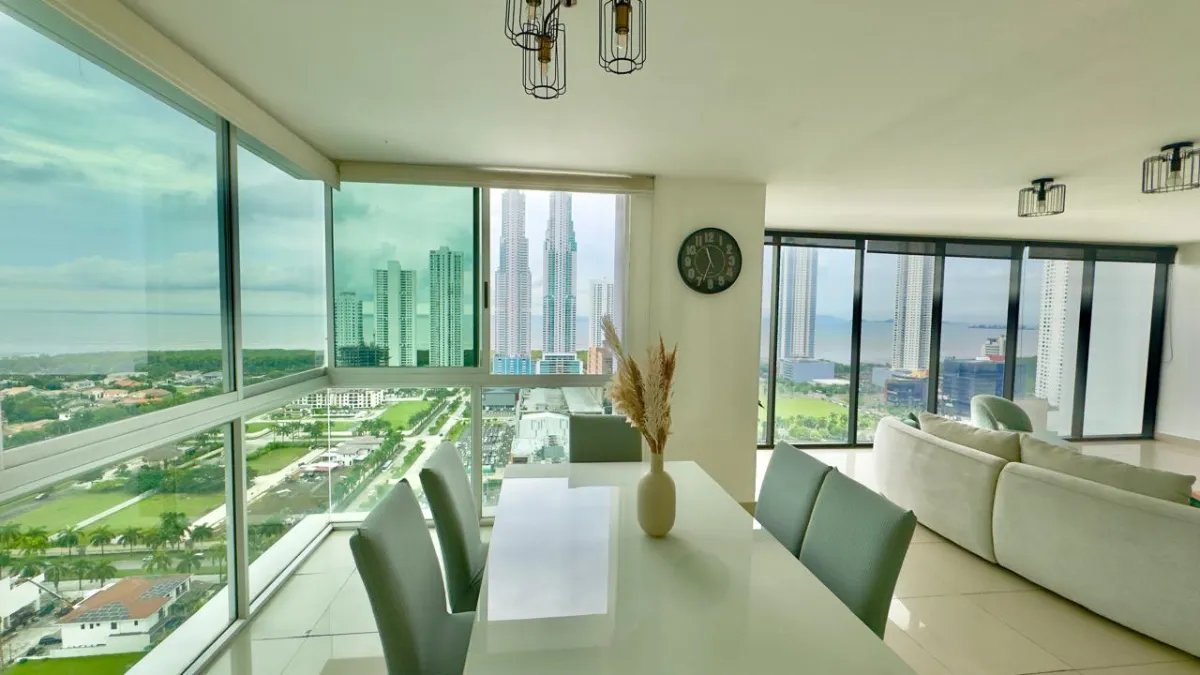 APARTMENT FOR SALE IN PH LATITUDE – COSTA DEL ESTE