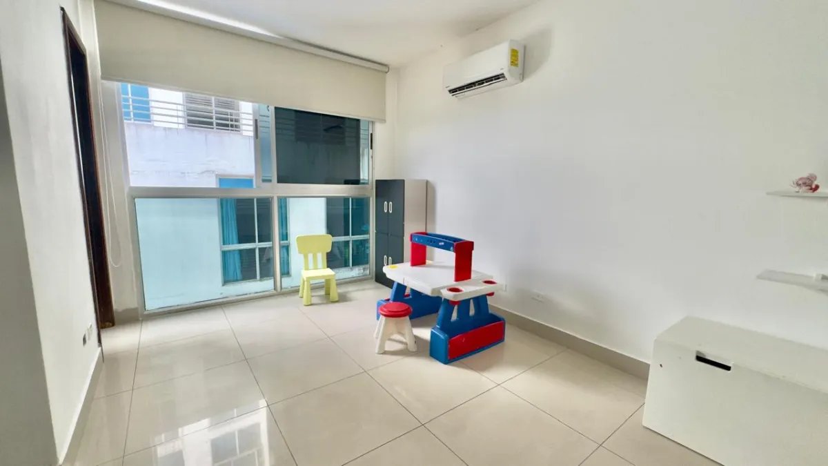 APARTMENT FOR SALE IN PH LATITUDE – COSTA DEL ESTE