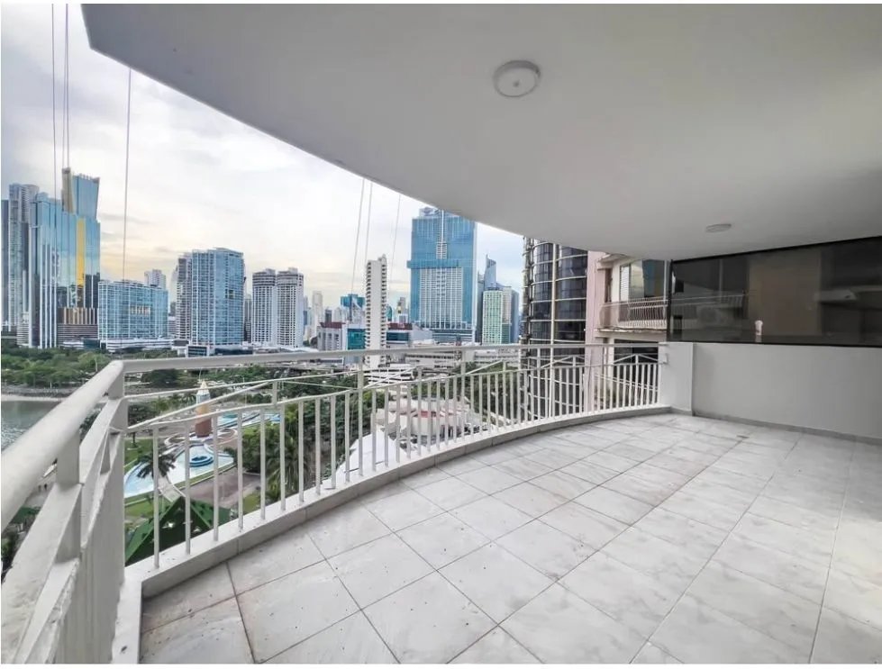 Venta de apartamento en PH Perla del Pacífico, Punta Paitilla. MY