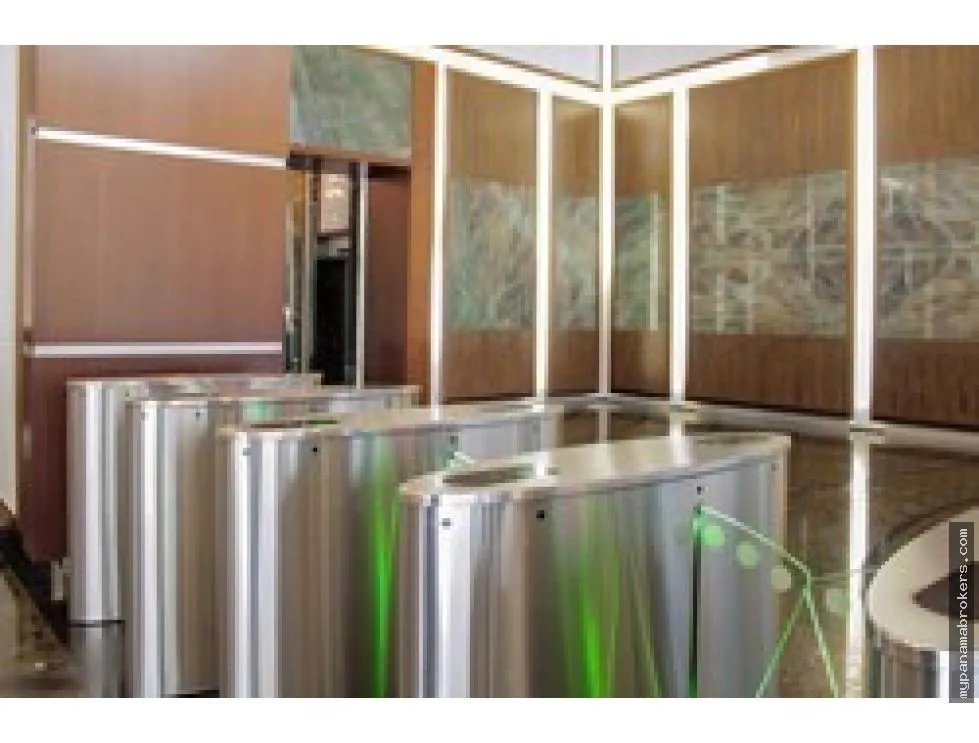 Alquiler de oficinas amobladas en Torre Bicsa, Avenida Balboa