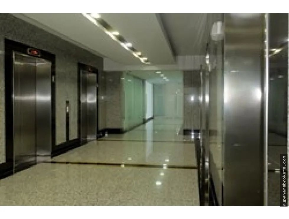 Alquiler de oficinas amobladas en Torre Bicsa, Avenida Balboa