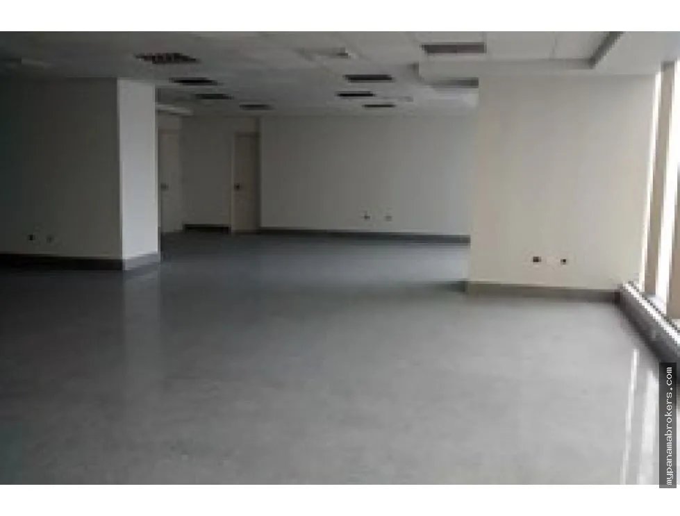 Alquiler de oficinas amobladas en Torre Bicsa, Avenida Balboa