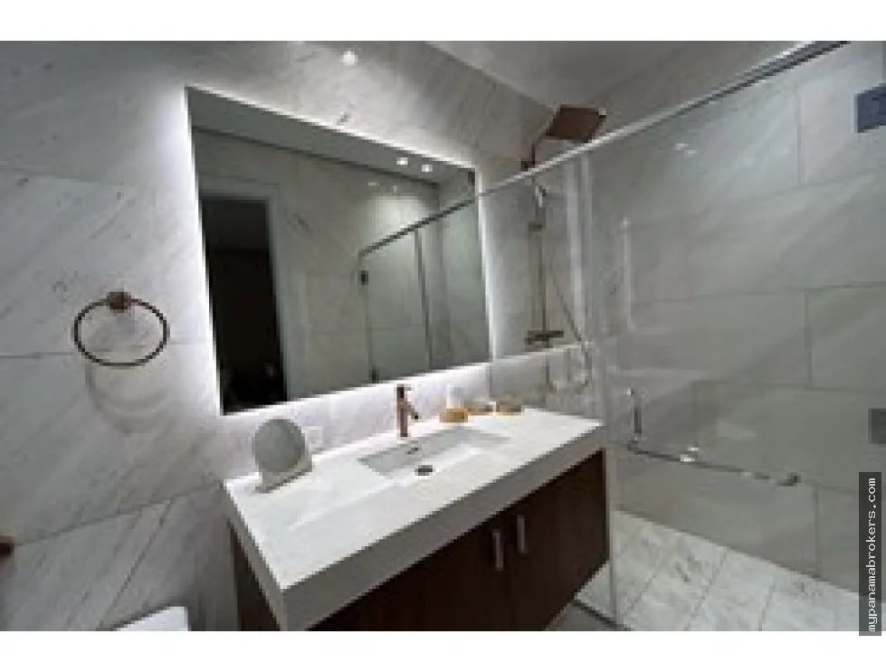 Venta de apartamento amoblado en PH The Towers, San Francisco