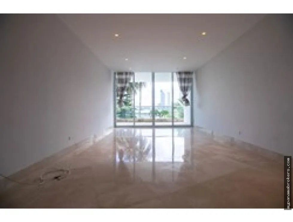 Alquiler de apartamento vacío en PH Miradores, Punta Pacifica
