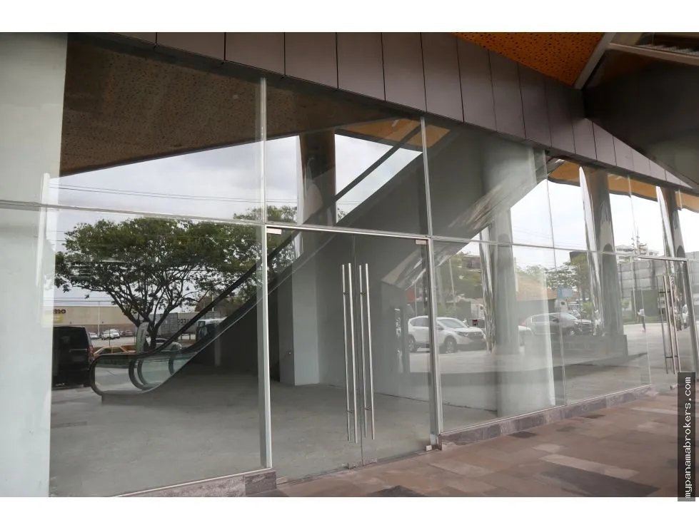 Alquiler de local comercial en Avenida Ricardo J. Alfaro, Panamá