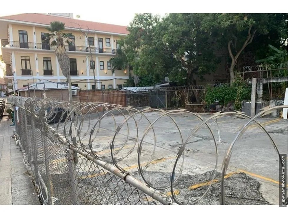 Sale of Commercial Land in Casco Antiguo, Panama
