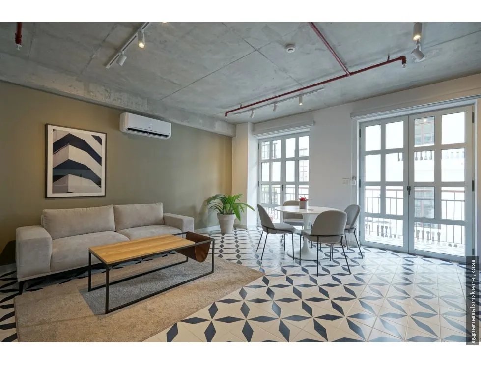 Venta de edificio con Apartamentos para airbnb, Casco Antiguo, Panamá