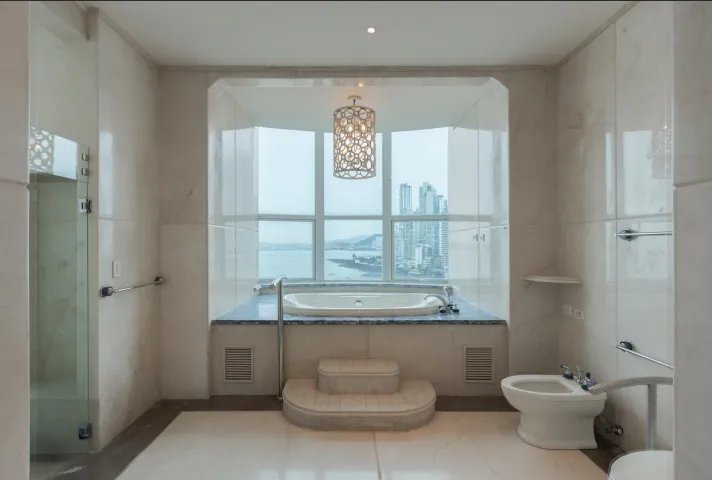 Alquiler o Venta de Apartamento Lujoso en Punta Pacífica
