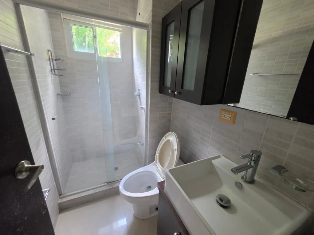 Venta de apartamento en PH Altamira Gardens, Ancón