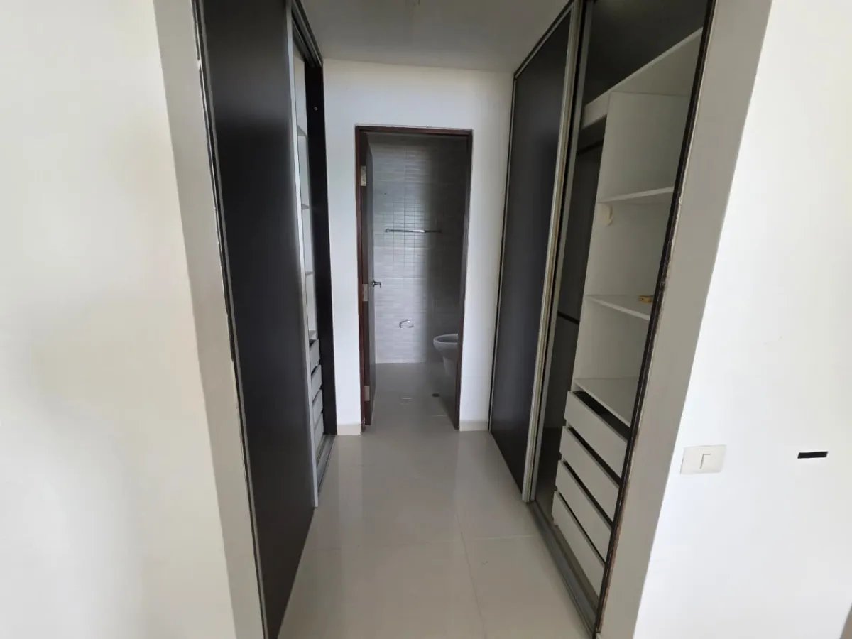 Venta de apartamento en PH Altamira Gardens, Ancón