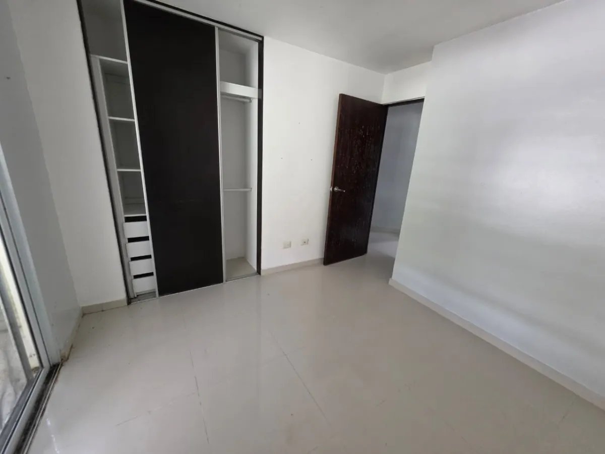 Venta de apartamento en PH Altamira Gardens, Ancón