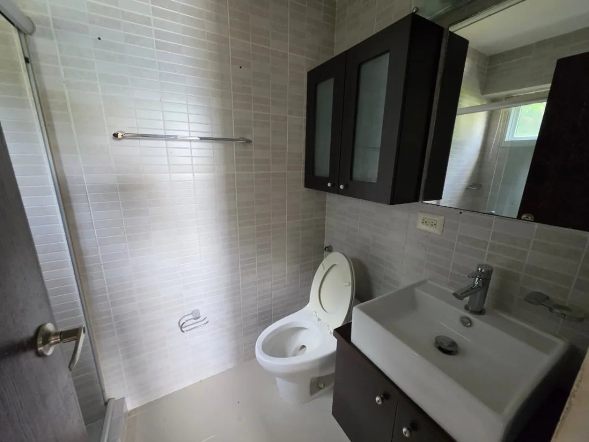 Venta de apartamento en PH Altamira Gardens, Ancón