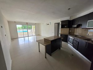 Venta de apartamento en PH Altamira Gardens, Ancón
