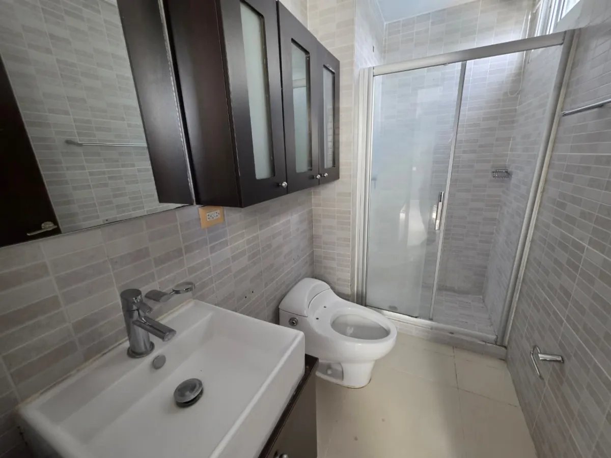 Venta de apartamento en PH Altamira Gardens
