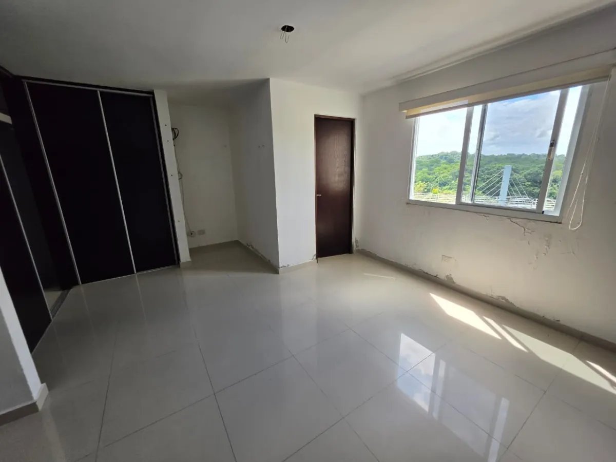 Venta de apartamento en PH Altamira Gardens