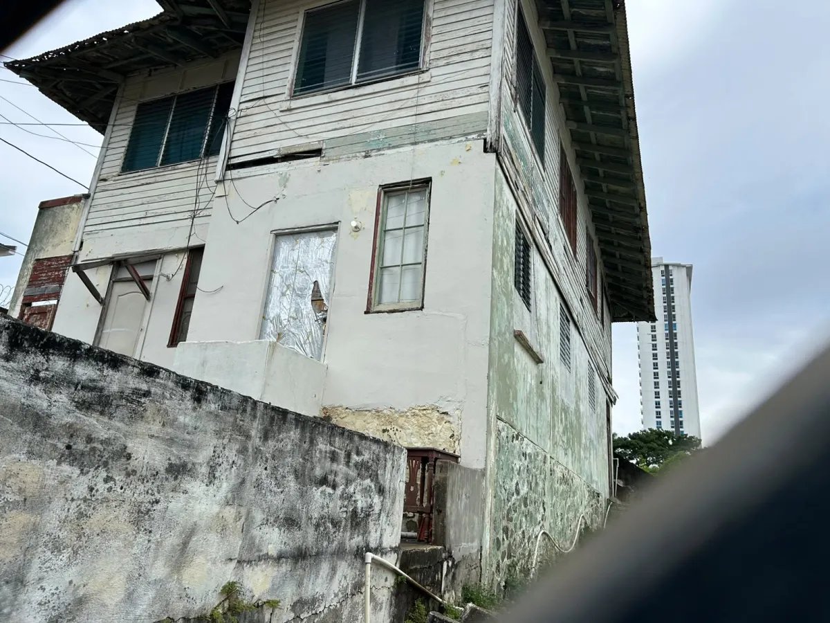 VENTA DE TERRENO EN RÍO ABAJO, ZONIFICACION 1R4/R4