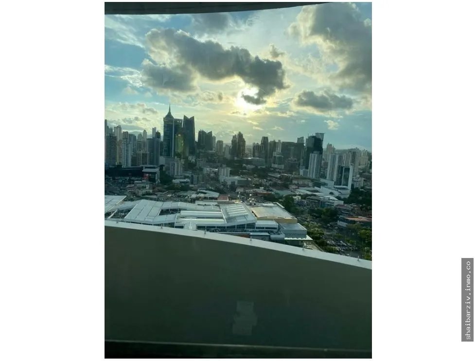 Apartment for Rent with Terrace in Marina Plaza PH - Via Israel