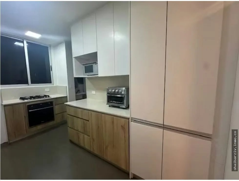 Apartment for Rent with Terrace in Marina Plaza PH - Via Israel