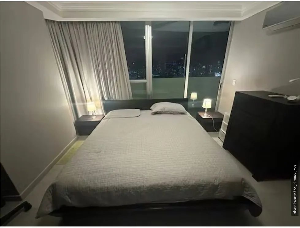 Apartment for Rent with Terrace in Marina Plaza PH - Via Israel