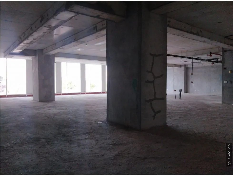 OFFICES FOR LEASE AT THE TOWERS BUSINESS PLAZA