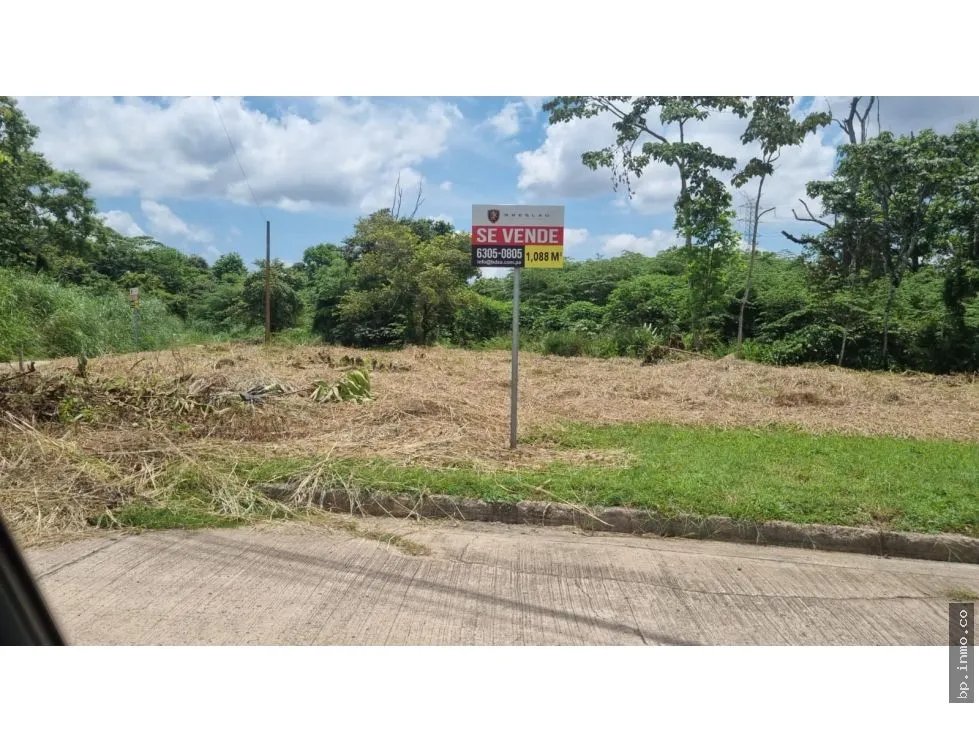 SE VENDE TERRENO EN EL CLUB DE GOLF DE PANAMÁ - 1088 M2