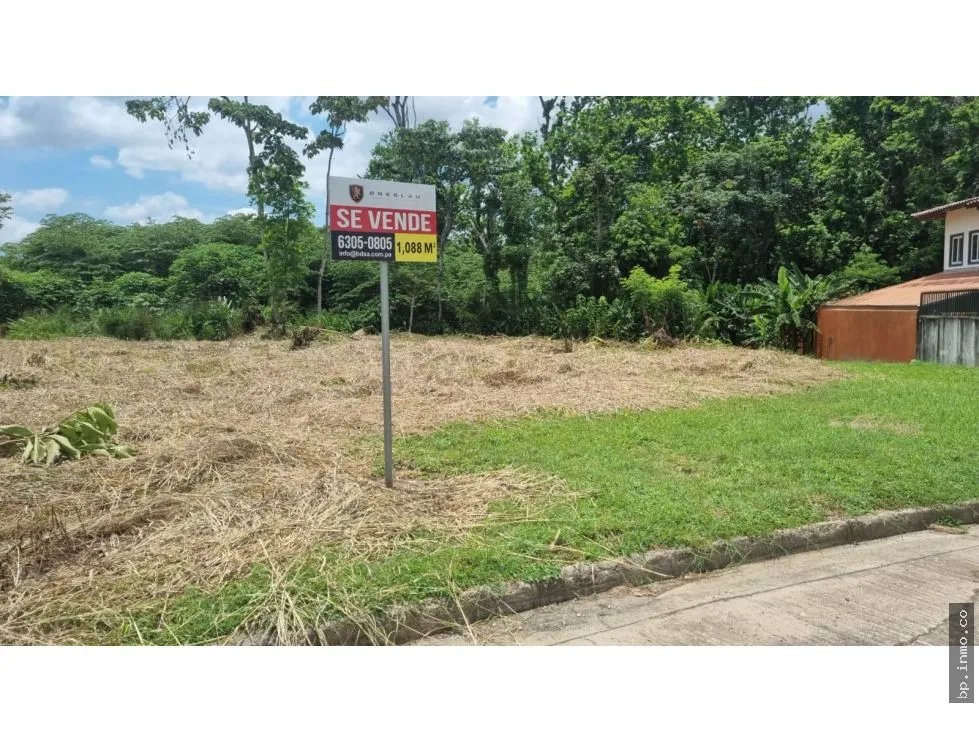 SE VENDE TERRENO EN EL CLUB DE GOLF DE PANAMÁ - 1088 M2