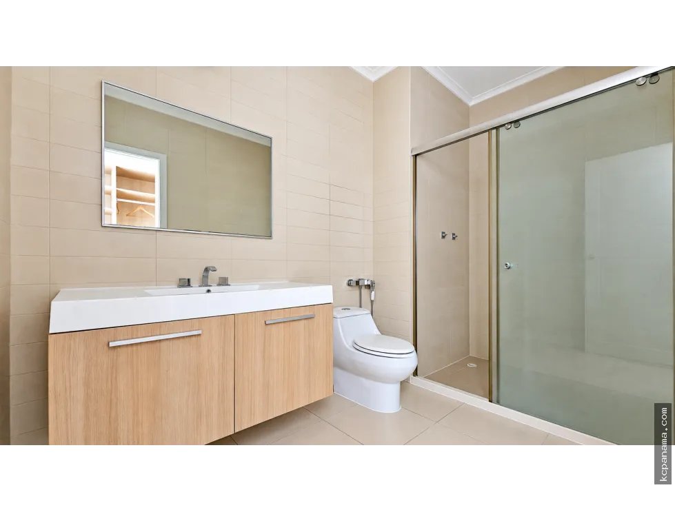 Apartment for Rent on Avenida Balboa | PH White, Ocean View