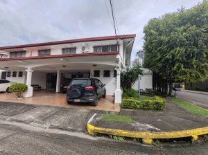 House for Sale in La Loma