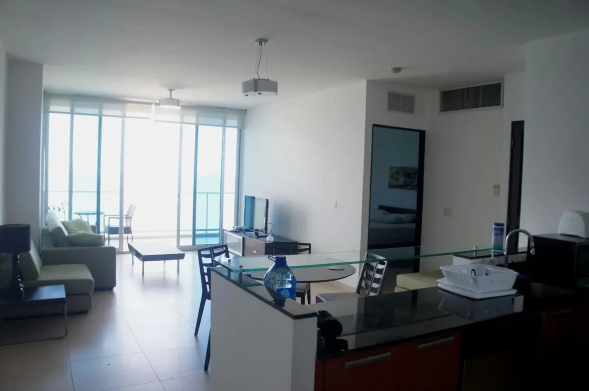 AVE. BALBOA APARTAMENTO AMOBLADO EN ALQUILER