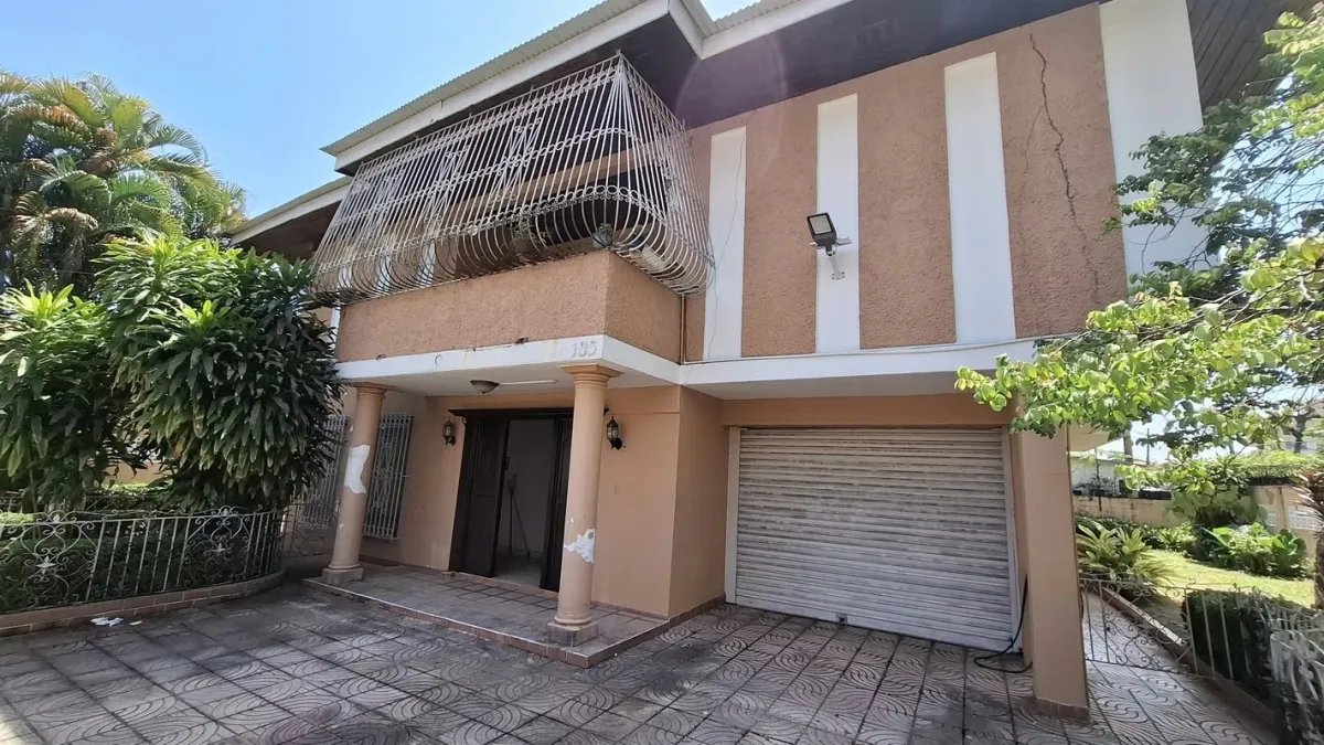 Casa à Venda em Colón