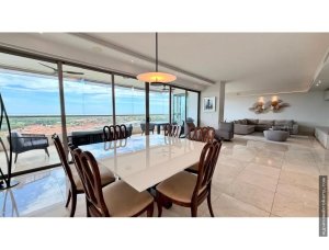 Se vende apartamento en Santa Maria, Panamá